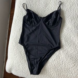 Billabong bathing suit